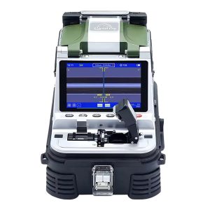 تصویر دستگاه فیوژن سیگنال فایر مدل AI-30 با صفحه نمایش ۵ اینچی لمسی، سیستم ۶ موتوره قدرتمند، پاورمتر و لیزر فیبر، باتری ۷۸۰۰ میلیآمپر، زمان جوش ۵ ثانیه، و کاتر اتوماتیک برای جوش فیبر نوری دقیق و سریع.